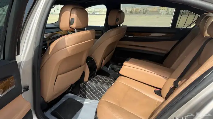 بي ام دبليو 730 Li 4
