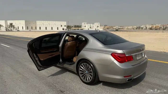 بي ام دبليو 730 Li 7