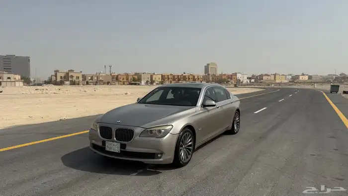 بي ام دبليو 730 Li 23