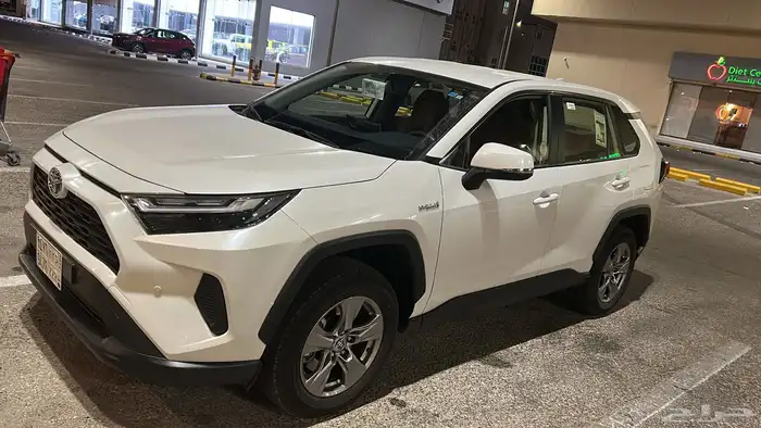 راف فور هايبرد 2024 فئه LE 1