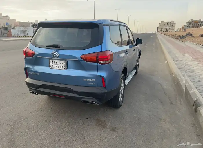 سياره ماكسوس D9 2