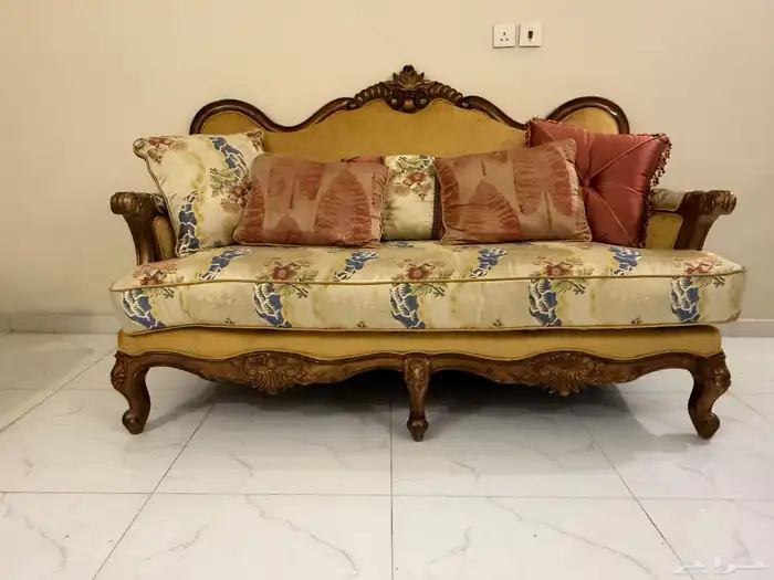 كنب كلاسيك 4