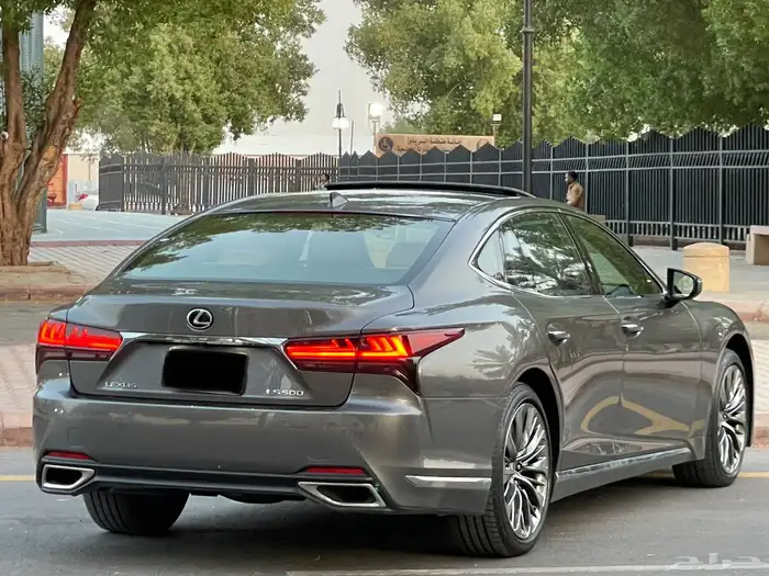 لكزس LS500 2022 ممشى (13) الف 12