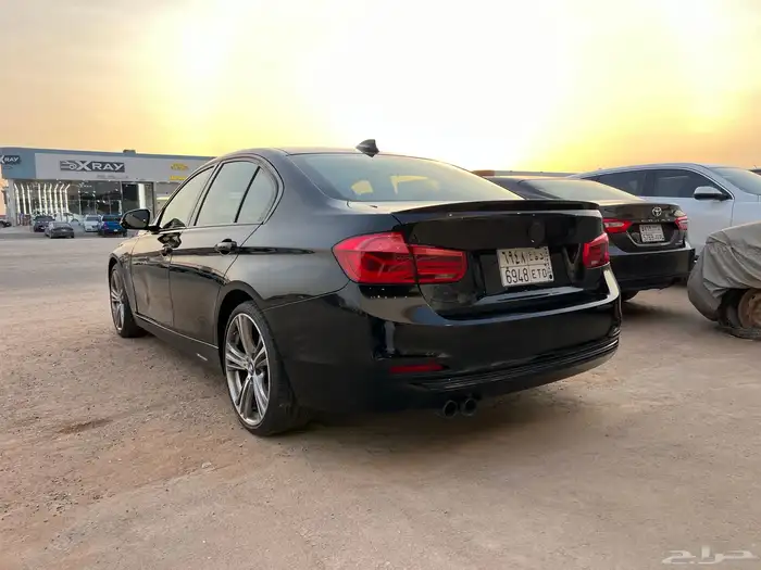بي ام دبليو الفئة الثالثة BMW (2018) 320i A F30 16