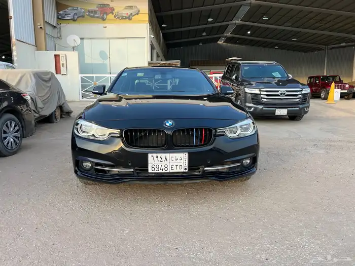 بي ام دبليو الفئة الثالثة BMW (2018) 320i A F30 10