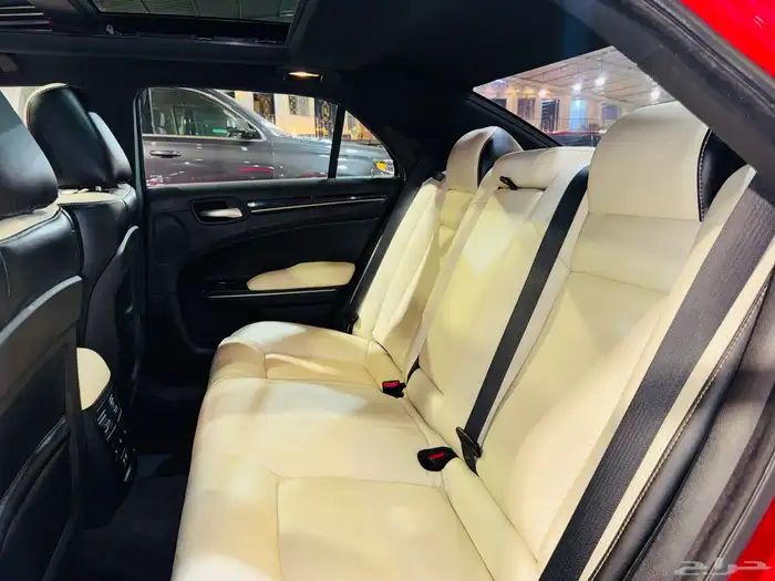 كرايزلر فل 2016 S 8V (بحاله ممتازه) 9