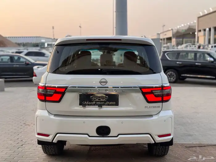 نيسان باترول بلاتنيوم 2022 ابيض 8
