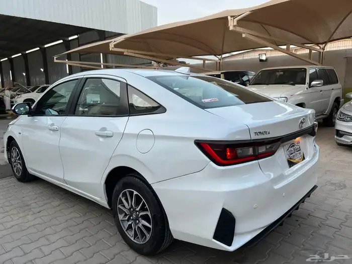 يارس 2023 y لدى قمة الاطلال 17