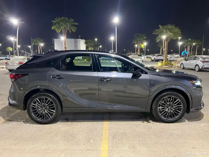 ليكزس آر اكس اف سبورت هايبرد RX 500h 17