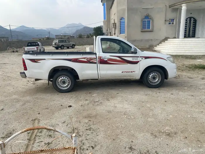 هايلوكس غماره للبيع 2
