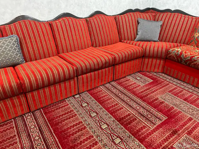 كنب مستخدم للبيع 0