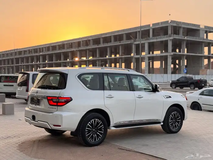 نيسان باترول بلاتنيوم 2022 ابيض 7