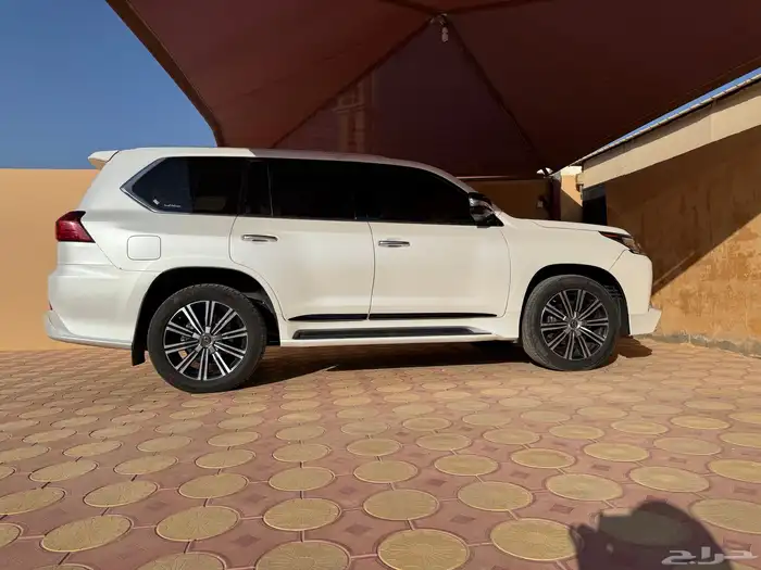 لكزس LX 570  DD 2