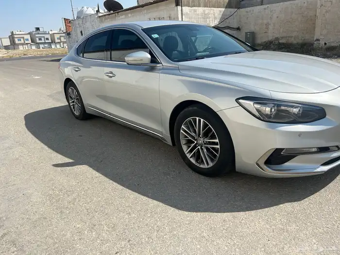 جرانديور ازيرا 4