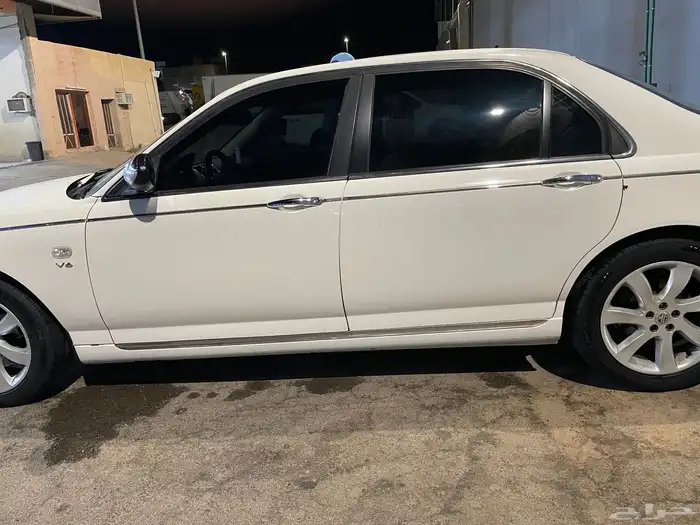 ام جي 750 2013 1
