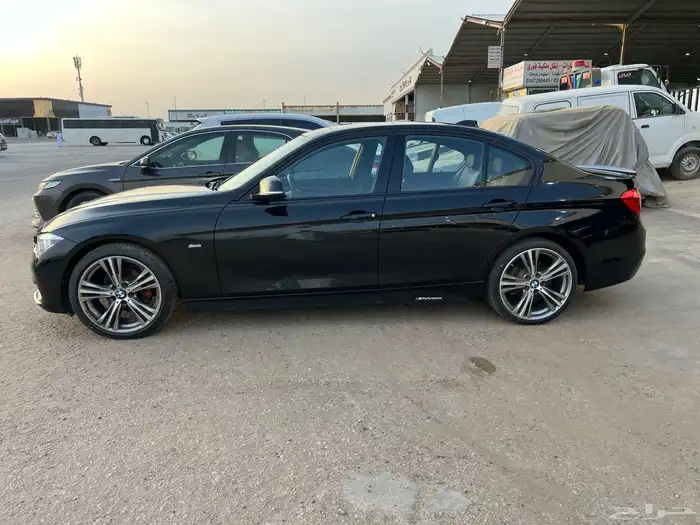 بي ام دبليو الفئة الثالثة BMW (2018) 320i A F30 12