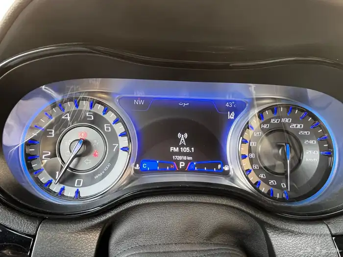 كرايزلر C300S 2021 17