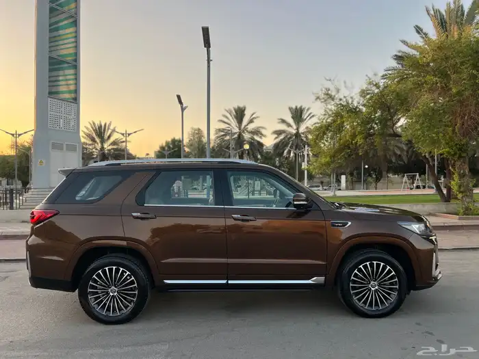 شانجان CS95 بلاتينيوم ممشى قليل وتحت الضمان 4