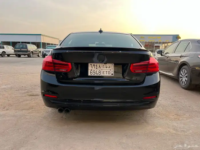 بي ام دبليو الفئة الثالثة BMW (2018) 320i A F30 18