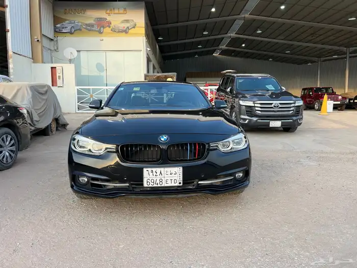 بي ام دبليو الفئة الثالثة BMW (2018) 320i A F30 11