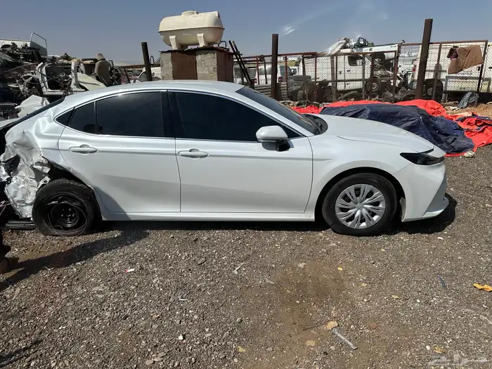 تشليح قطع كامري من 2018 الى 2025 4