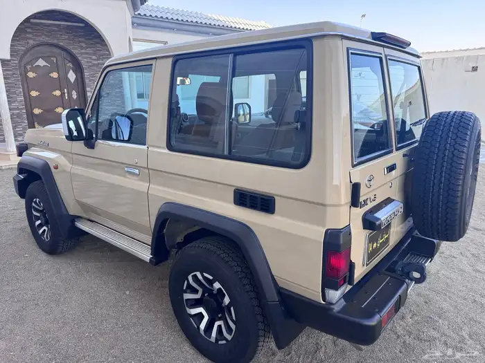 جيب ربع ( شبه الاصفار ) 39