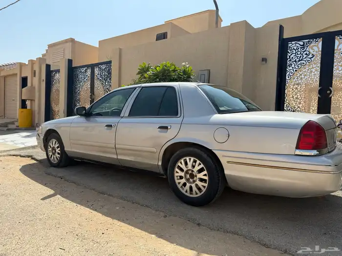 فورد فكتوريا سعودي 1