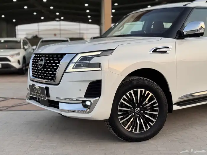نيسان باترول بلاتنيوم 2022 ابيض 2