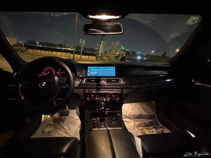 BMW750 2012 للبيع 14