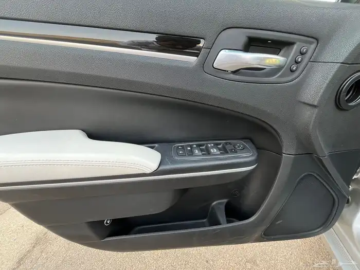 كرايزلر C300S 2021 20