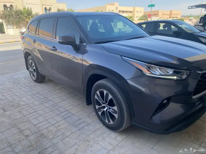 للبيع هايلندر 2023 نظيييف كاش او دفعات 0