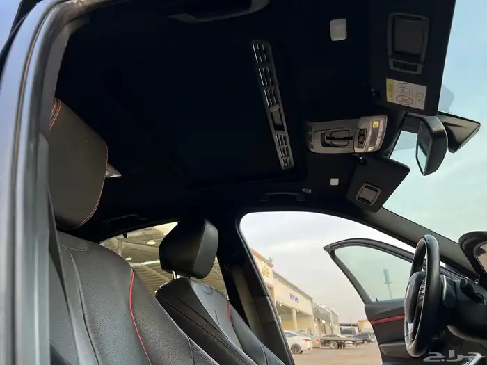 بي ام دبليو الفئة الثالثة BMW (2018) 320i A F30 31