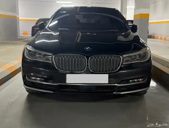 بي ام دبليو 750li 2018 بعقد صيانة ناغي 10 سنوات ممشى قليل 5