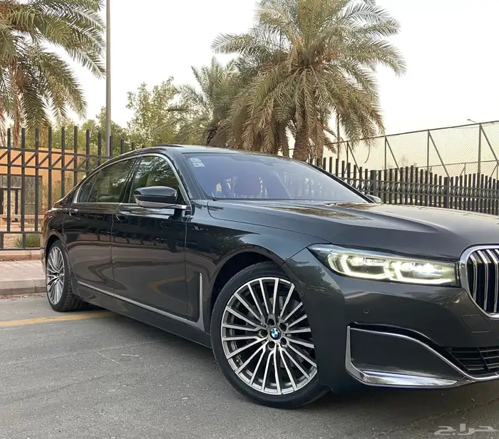 بي ام دبليو الفئة السابعة 2020 730LI 8