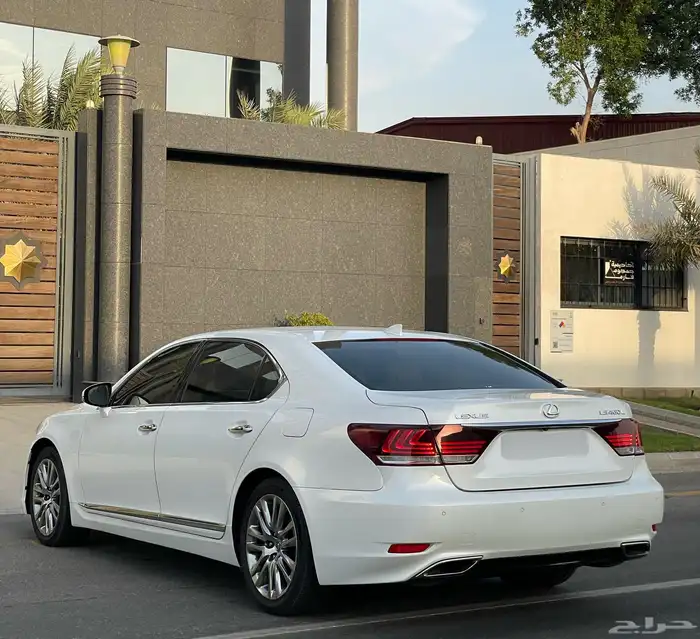 لكزس - LS460 - لارج - 2015 - سعودي 7