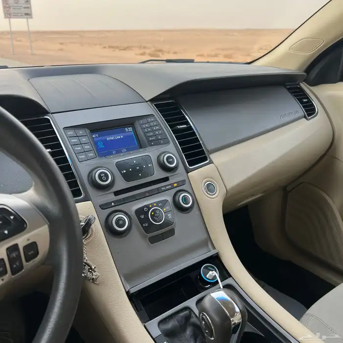 فورد تورس 2019 نظيف جدا 9