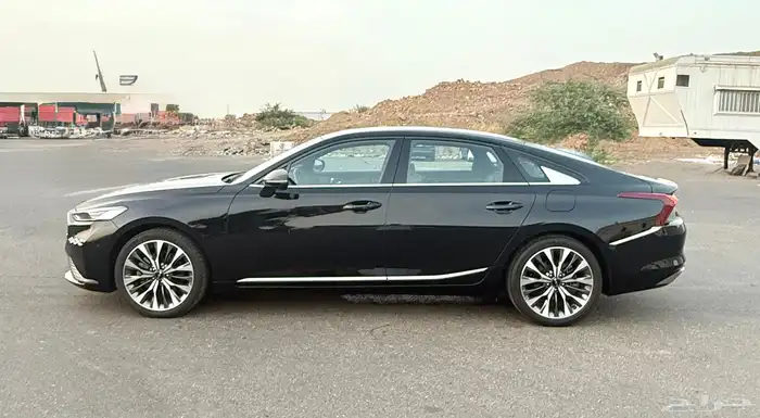 كيا K8 اعلا مواصفات بدون بنورما 2022 بحالة الوكاله للبيع 2
