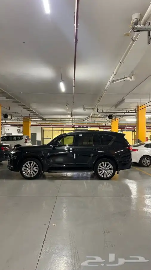 لكزس 2023 LX600 VIP بلاك ايدشن اسود سعودي اخو الوكاله 12