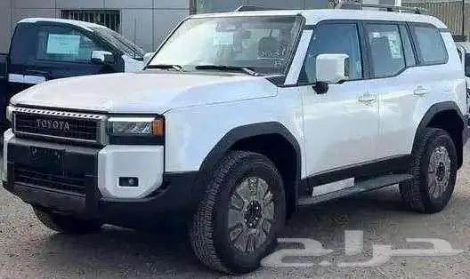 تويوتا برادو TXL3 بنزين موديل 2025 5