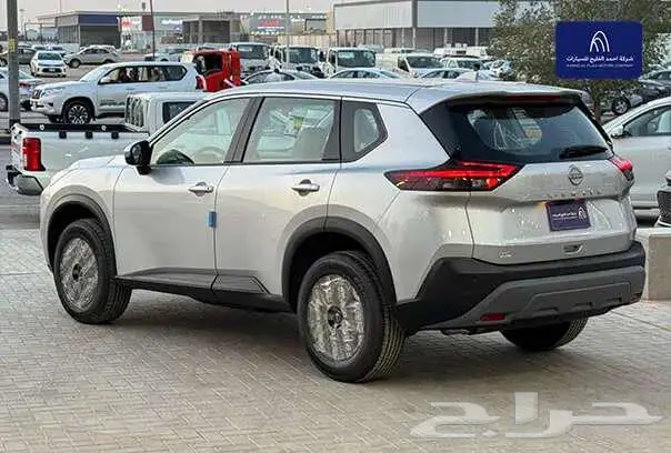 نيسان اكستريل 2025 نص فل   ستاندر   نص فل مطور 3