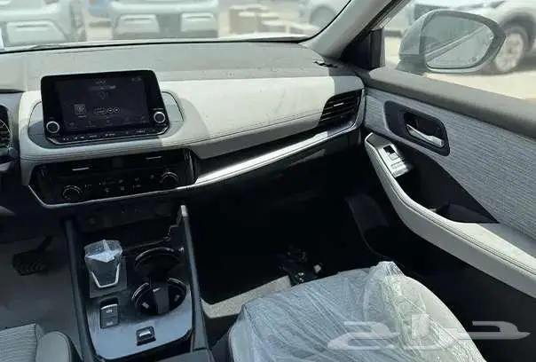 نيسان اكستريل 2025 نص فل   ستاندر   نص فل مطور 5