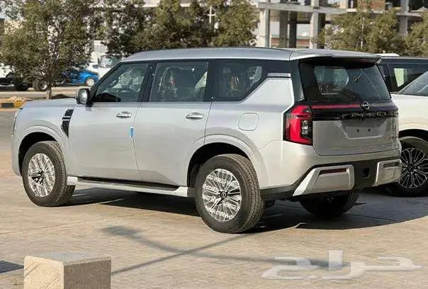 نيسان باترول بلاتنيوم 2025   ضمان ممتد   صيانه كل الالوان 8
