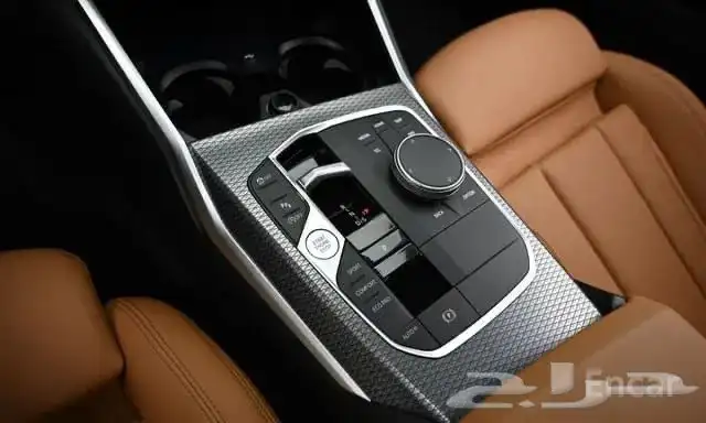 مملوكة لدي العصيمي قيد الشحن _ 320i M kit _ 2024 8