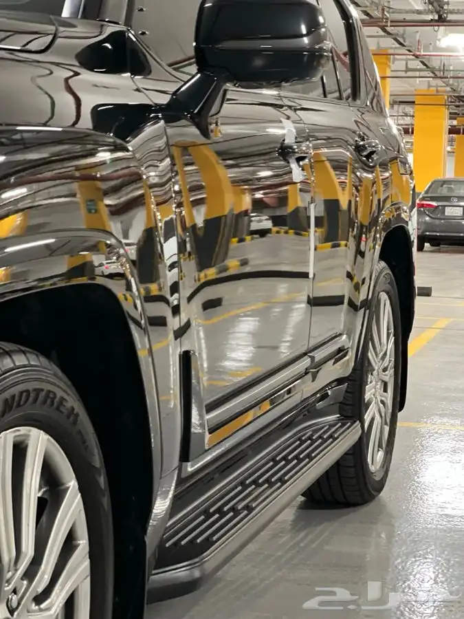 لكزس 2023 LX600 VIP بلاك ايدشن اسود سعودي اخو الوكاله 15