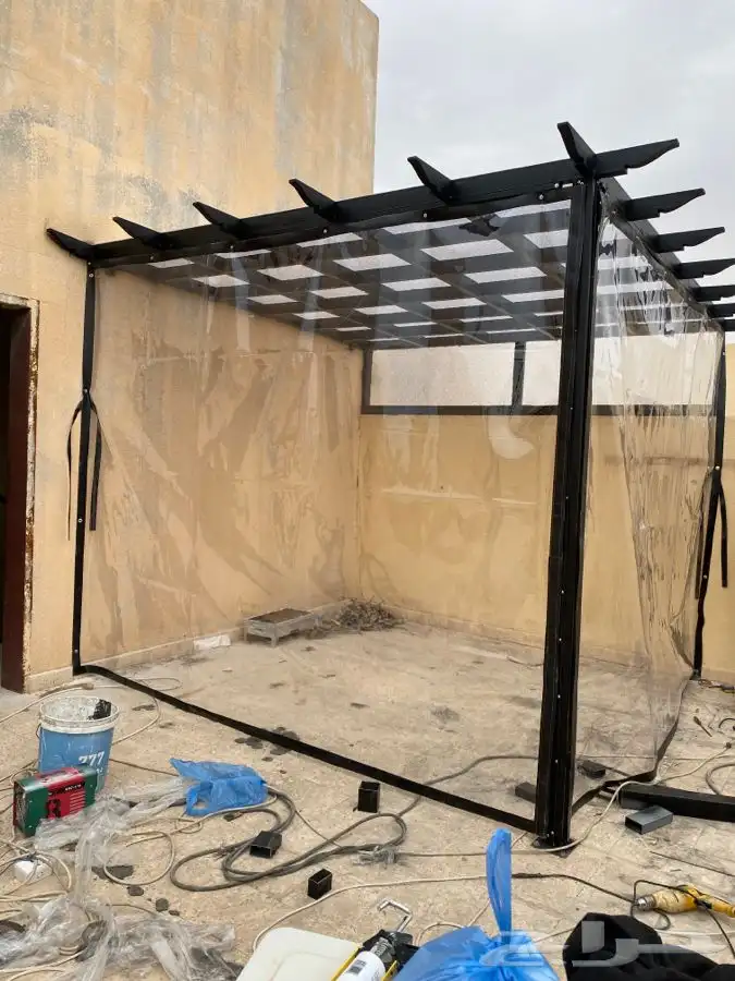 مظلات وسواتر سندويش بنل برجولات شكل خشبي مستودعات لكسان 7