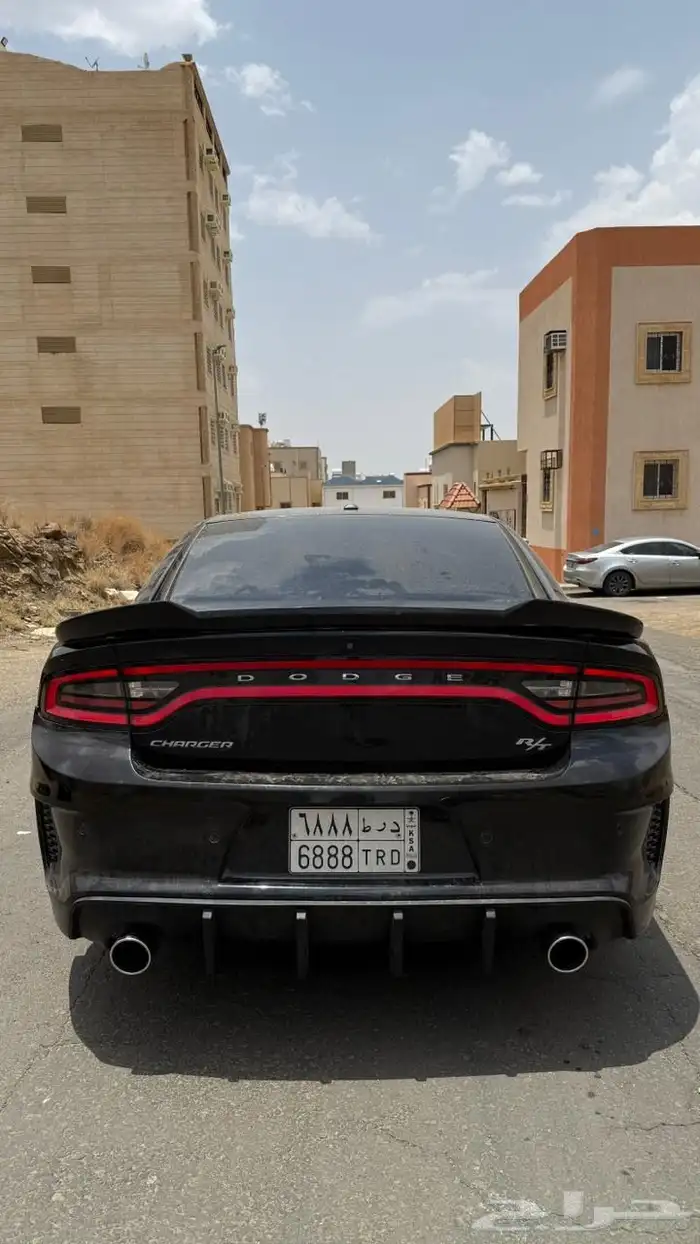 دوج تشارجر 4