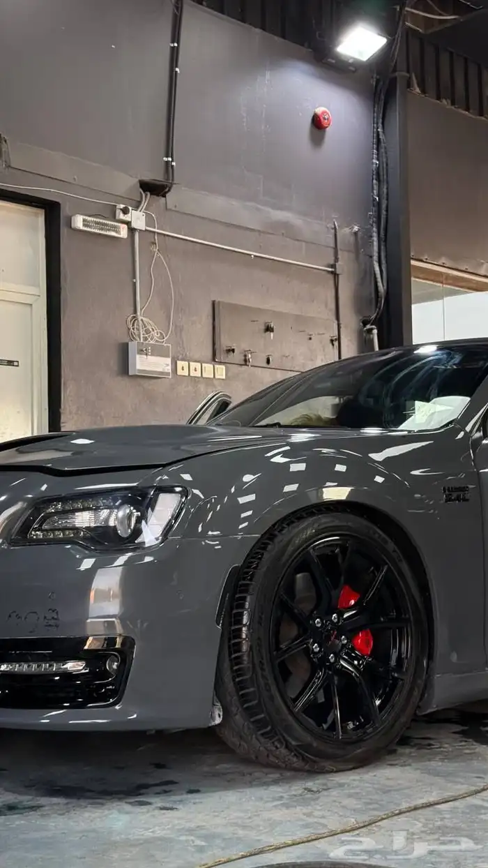 كرايزلر للبيع SRT 3