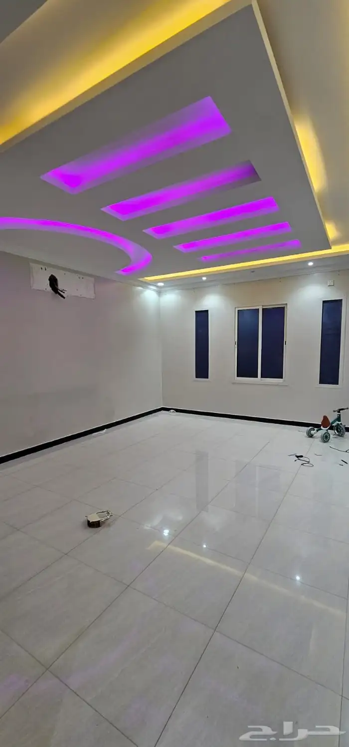 فيلا للايجار بحي المهدية 7