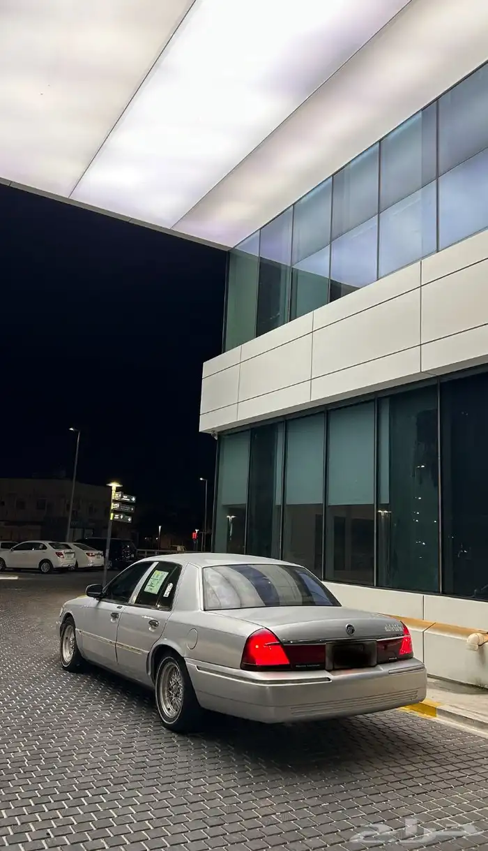 للبيع فورد ماركيز 2001 2