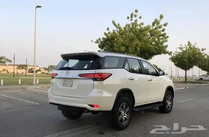 فورتشنر 2019 سعودي بدي وكاله دبل 4X4 بنزين 11